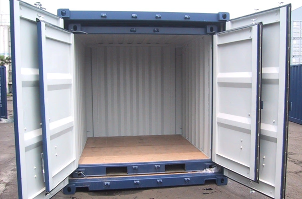 8'-im-10’-aus-Fernost